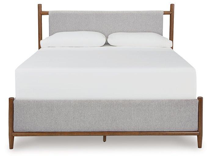 Lyncott Upholstered Bed