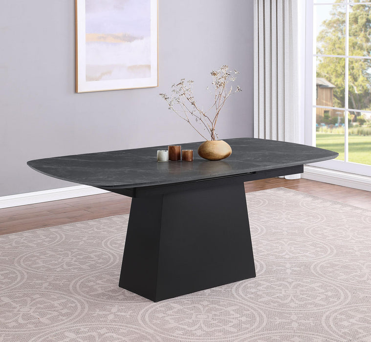 Potero Dining Tables